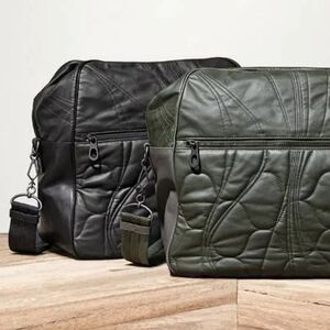 Bottega Veneta crossbody bag in EUC